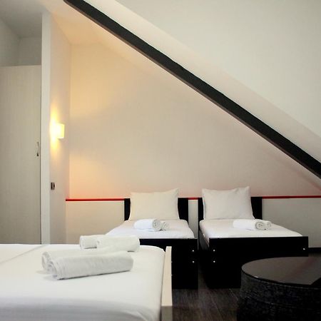 Deluxe Apartment ティビリシ エクステリア 写真