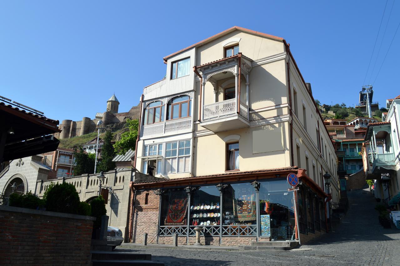 Deluxe Apartment ティビリシ エクステリア 写真