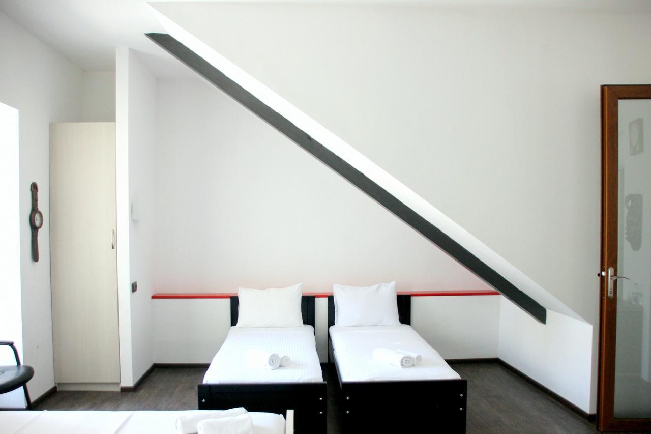 Deluxe Apartment ティビリシ エクステリア 写真