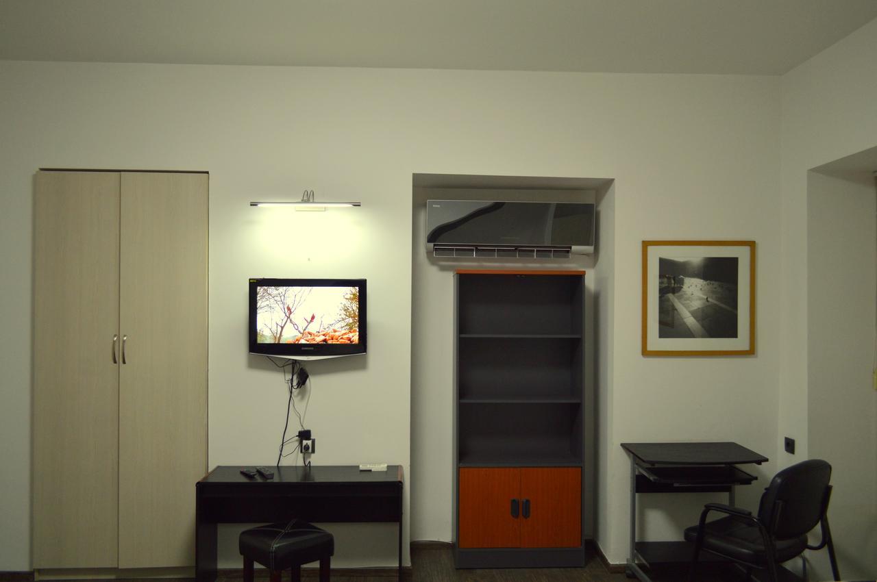 Deluxe Apartment ティビリシ エクステリア 写真